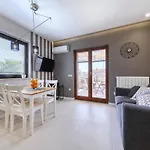 Villa Antisin II * زادار