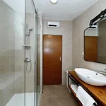 Villa Antisin II زادار