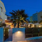 شقة Villa Antisin II زادار