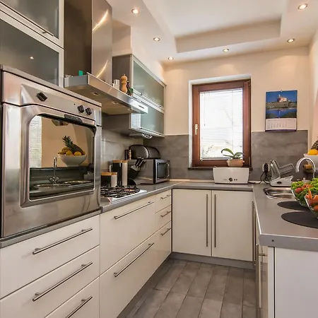 Apartment Villa Antisin With Heated Pool Zadar