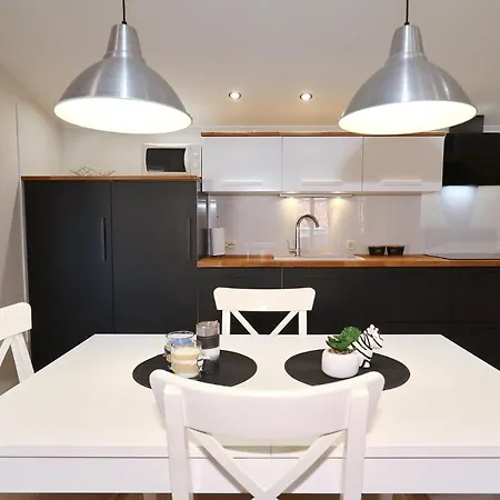 Antisin With Heated Pool Appartement *