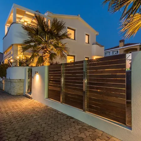 Antisin With Heated Pool * Zadar